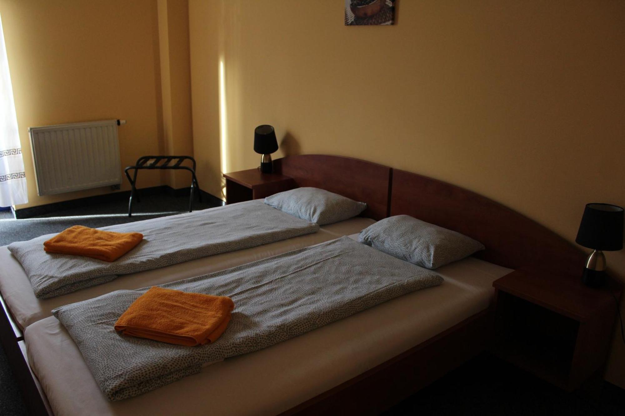 Hotel Kreator-Sport Krakow Bagian luar foto