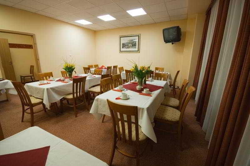 Hotel Kreator-Sport Krakow Bagian luar foto