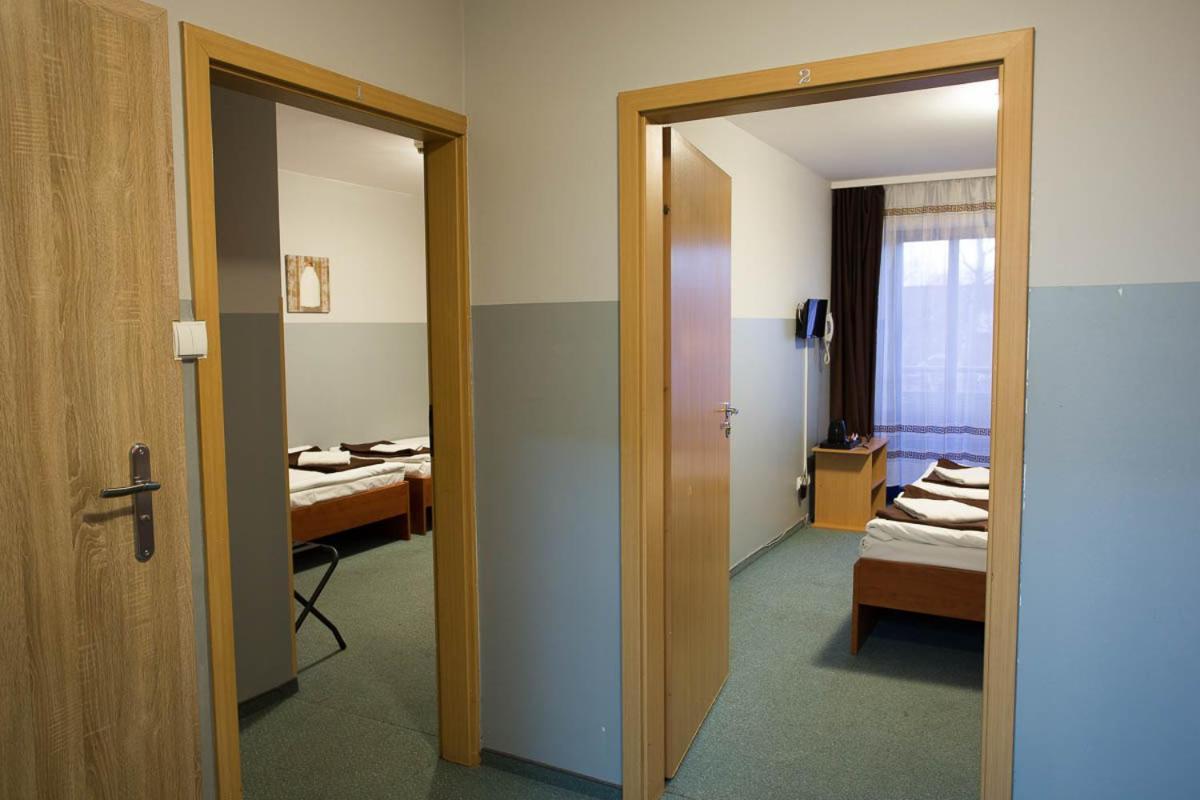 Hotel Kreator-Sport Krakow Bagian luar foto
