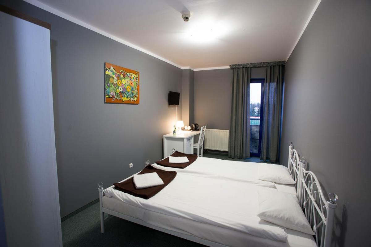 Hotel Kreator-Sport Krakow Bagian luar foto
